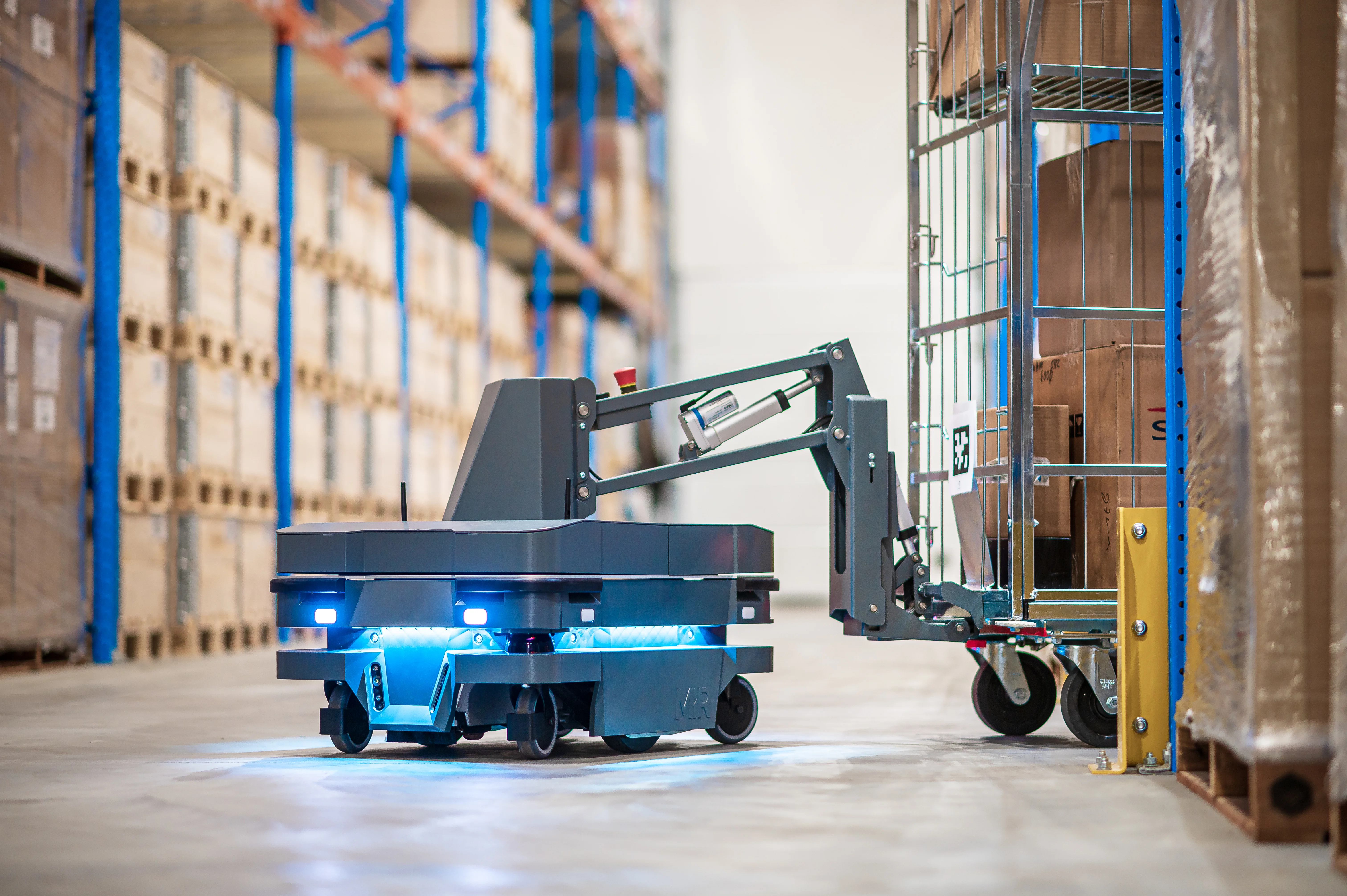 Mobile Industrial Robots (MiR)